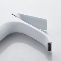 Смеситель для раковины/умывальника Shevanik S4101C, белый Смеситель для раковины/умывальника Shevanik S4101C, белый