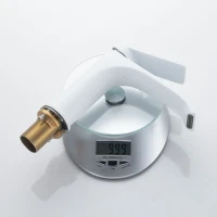 Смеситель для раковины/умывальника Shevanik S4101C, белый Смеситель для раковины/умывальника Shevanik S4101C, белый