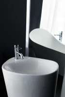 Раковина напольная Laufen Palomba 8.1180.4.000.104.1 53 белая, овальная, моноблок