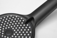 Смеситель с длинным изливом для ванны BELZ B713 B22713-7 черный