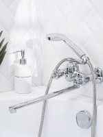 Смеситель с длинным изливом для ванны РМС SL116-140 хром Смеситель с длинным изливом для ванны РМС SL116-140 хром