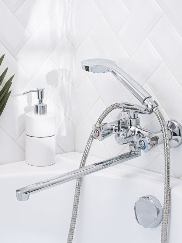 Смеситель с длинным изливом для ванны РМС SL116-140 хром