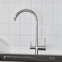 Смеситель для кухни с подключением фильтра Shevanik S428, хром Смеситель для кухни с подключением фильтра Shevanik S428, хром
