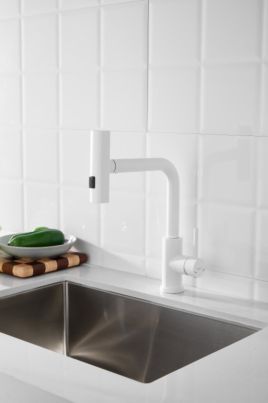 Смеситель для кухни BELZ B811 B74811-8 белый