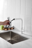 Смеситель для кухни BELZ B811 B74811-8 белый Смеситель для кухни BELZ B811 B74811-8 белый