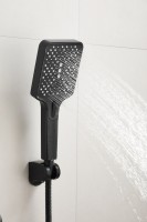 Смеситель с длинным изливом для ванны BELZ B715 B22715-7 черный Смеситель с длинным изливом для ванны BELZ B715 B22715-7 черный