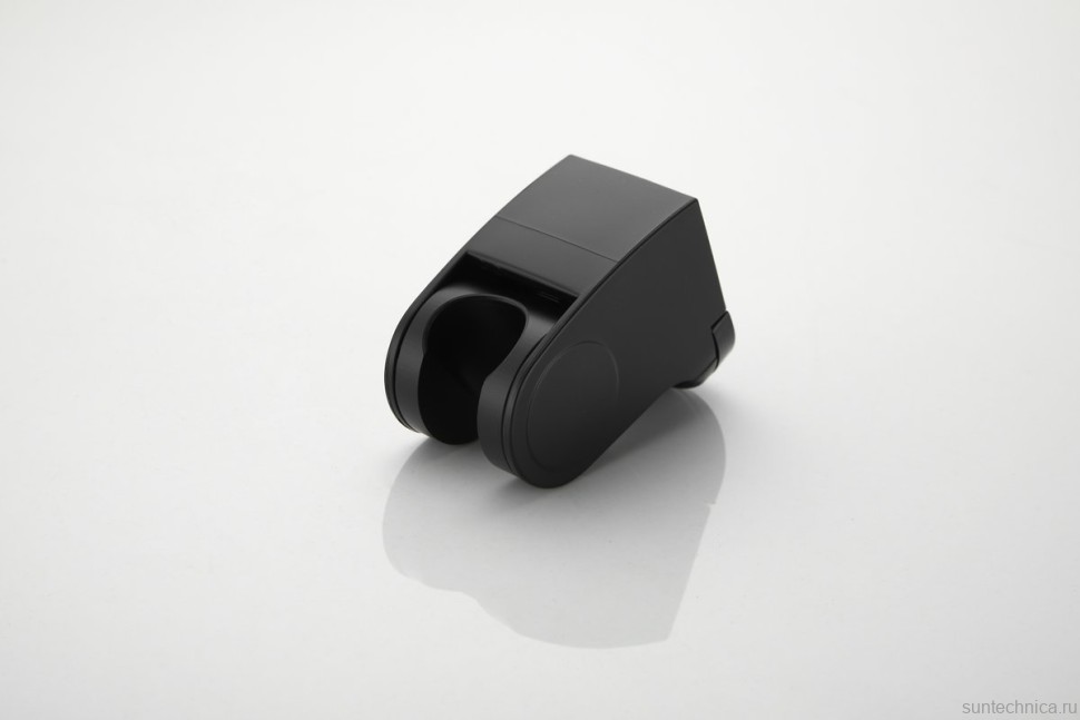 Смеситель с длинным изливом для ванны BELZ B715 B22715-7 черный