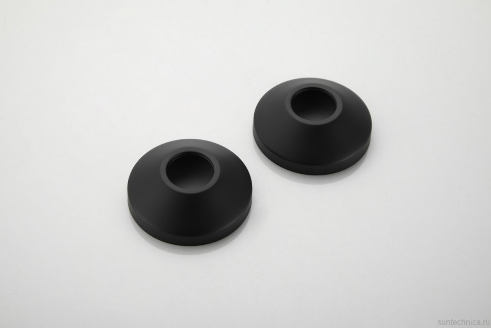 Смеситель с длинным изливом для ванны BELZ B715 B22715-7 черный