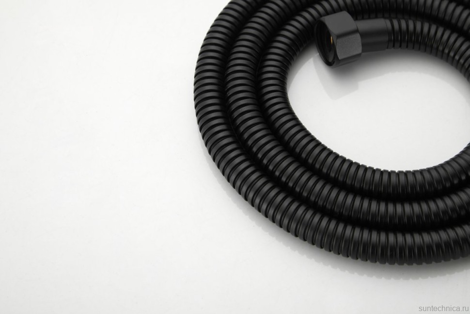 Смеситель с длинным изливом для ванны BELZ B715 B22715-7 черный