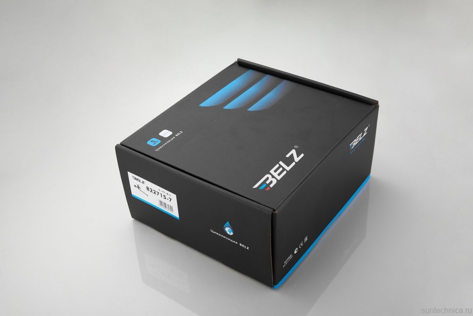 Смеситель с длинным изливом для ванны BELZ B715 B22715-7 черный