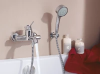 Смеситель для ванны с душем Grohe BauClassic 32865000 Смеситель для ванны с душем Grohe BauClassic 32865000