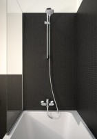 Смеситель для душа Hansgrohe Logis 71600000 + Душевой гарнитур Hansgrohe Croma Select E Vario 26582400