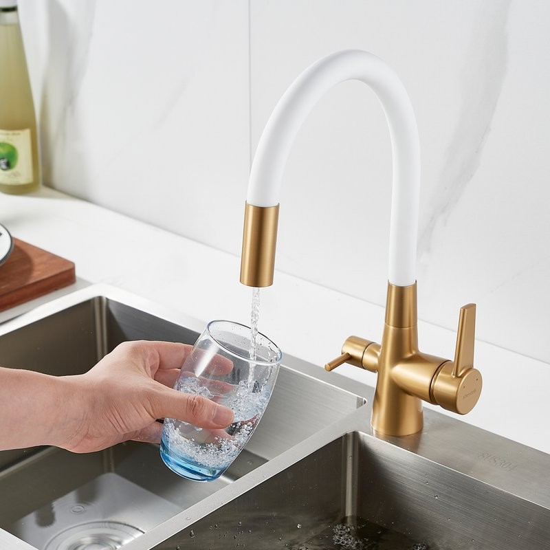 Смеситель для кухни Shevanik S668G с гибким изливом, золотой сатин, белый