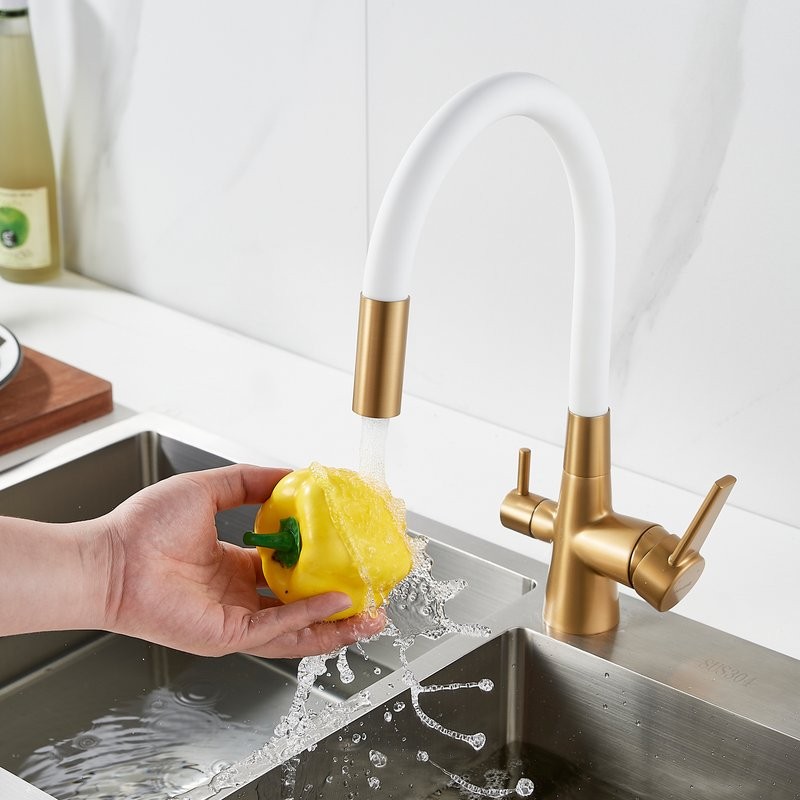 Смеситель для кухни Shevanik S668G с гибким изливом, золотой сатин, белый