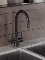 Смеситель для кухни Agger Elegant A3230344 с гибким изливом, черный матовый