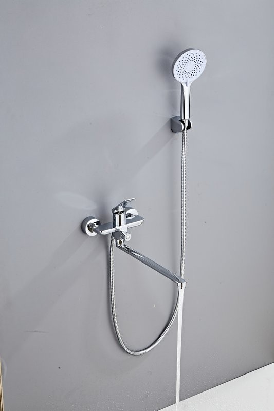 Смеситель с длинным изливом для ванны Haiba HB22816 хром