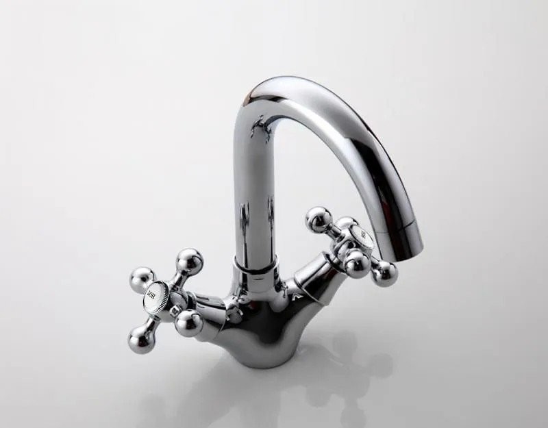 Смеситель для раковины Fashun A1319 хром