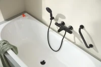 Душевой набор GROHE Tempesta 110 2jet, матовый черный (264062433) Душевой набор GROHE Tempesta 110 2jet, матовый черный (264062433)