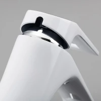 Смеситель для раковины Frap H52 F1052-54 белый, хром Смеситель для раковины Frap H52 F1052-54 белый, хром