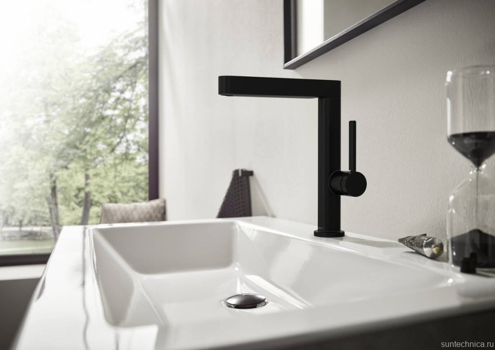 Смеситель для раковины Hansgrohe Finoris 230 76060670 матовый черный