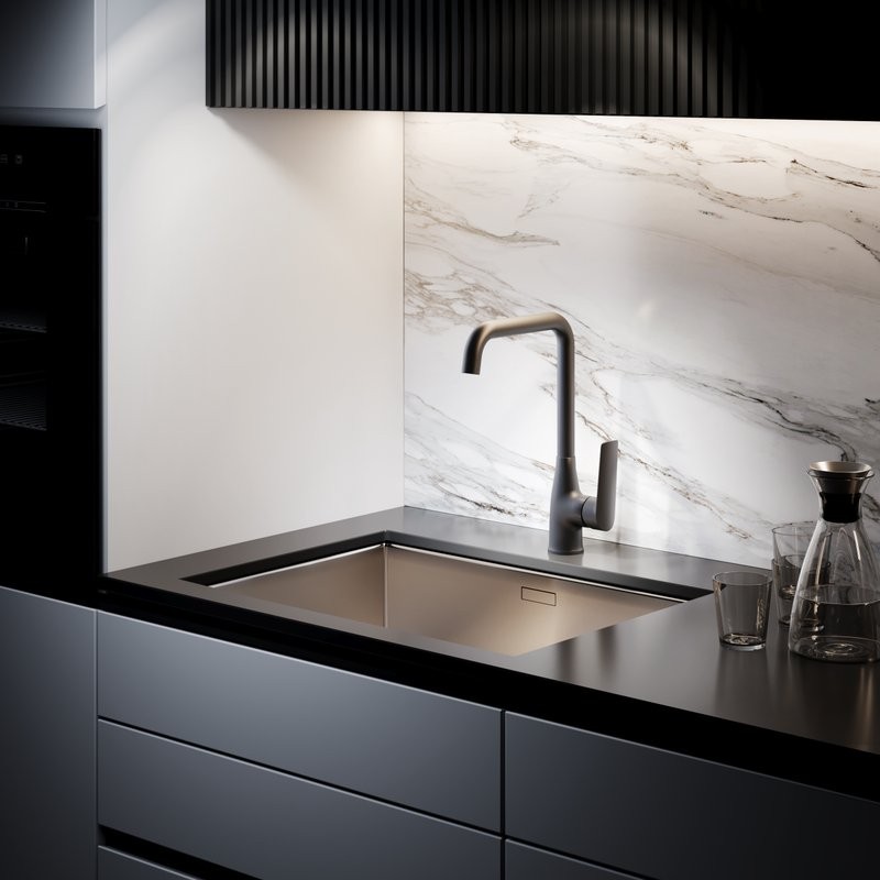 Смеситель для кухни ESKO Lagos Black LG06B черный