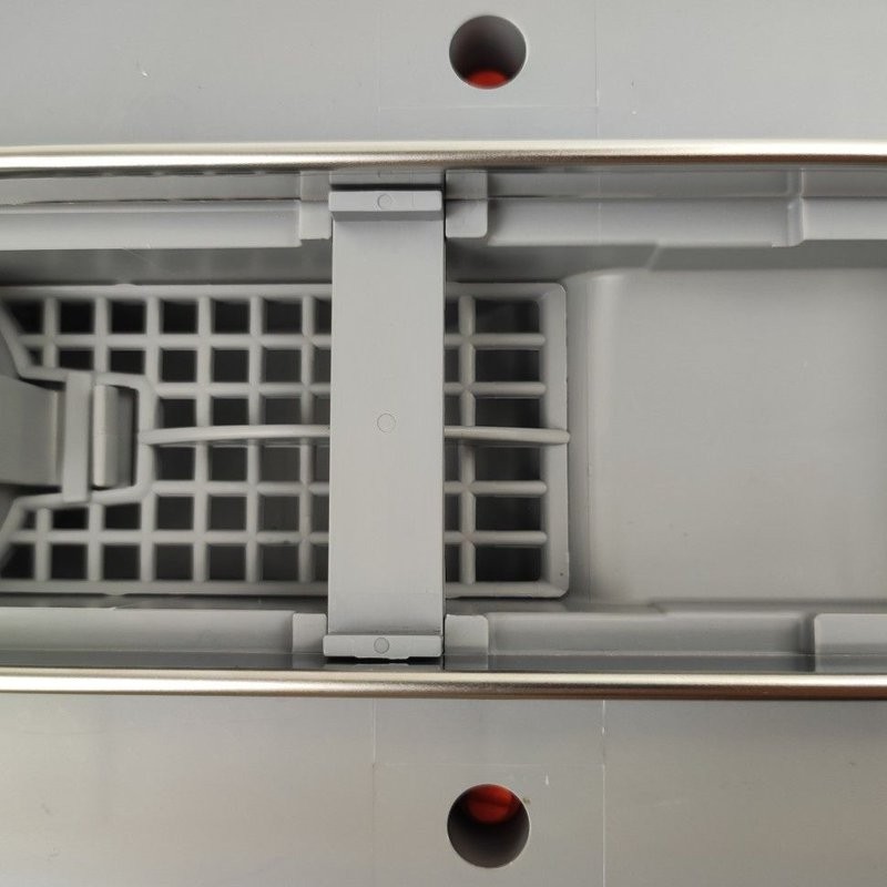 Душевой трап (лоток) MCH Chudej Medium CH550MN 55 см, решетка хром, с сифоном