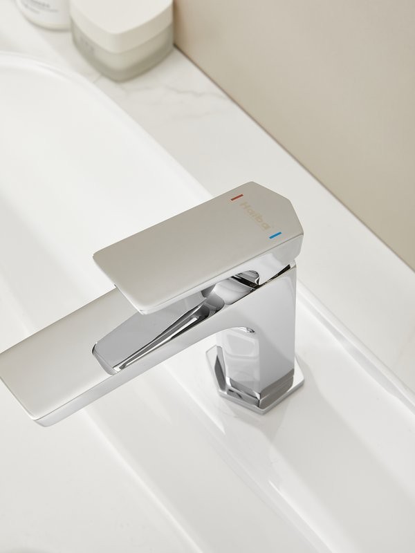 Смеситель для раковины Haiba HB10726 хром