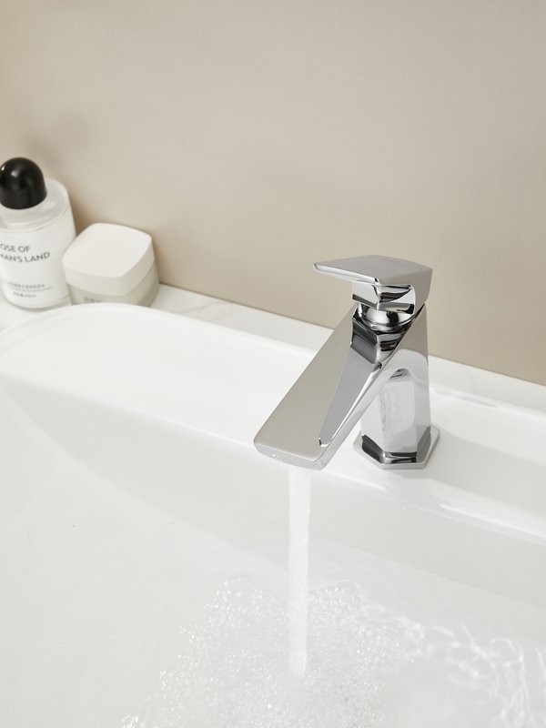 Смеситель для раковины Haiba HB10726 хром