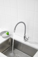 Смеситель для кухни BELZ B809 B73809-3 с гибким изливом, хром