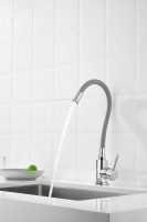 Смеситель для кухни BELZ B809 B73809-3 с гибким изливом, хром