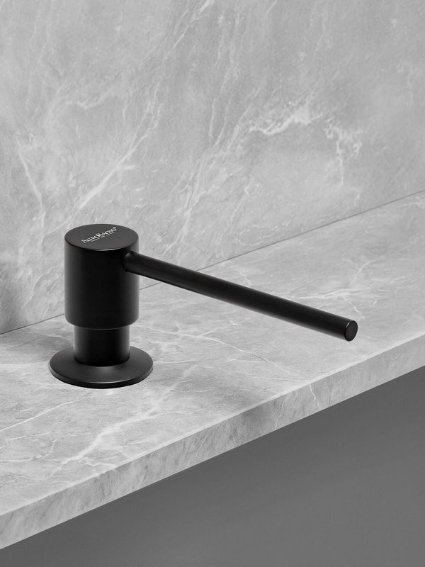 Дозатор для кухонной мойки AltroBagno Flusso 080505MB матовый черный