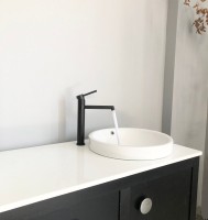 Смеситель для раковины BOCH MANN Stella B BM9130 черный Смеситель для раковины BOCH MANN Stella B BM9130 черный