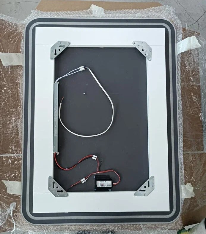 Зеркало Emmy Моника 250652 60х80, белое, с LED-подсветкой