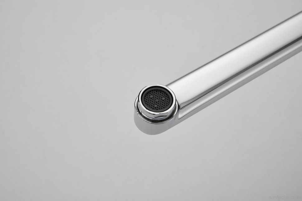 Смеситель с длинным изливом для ванны BELZ B715 B22715 хром