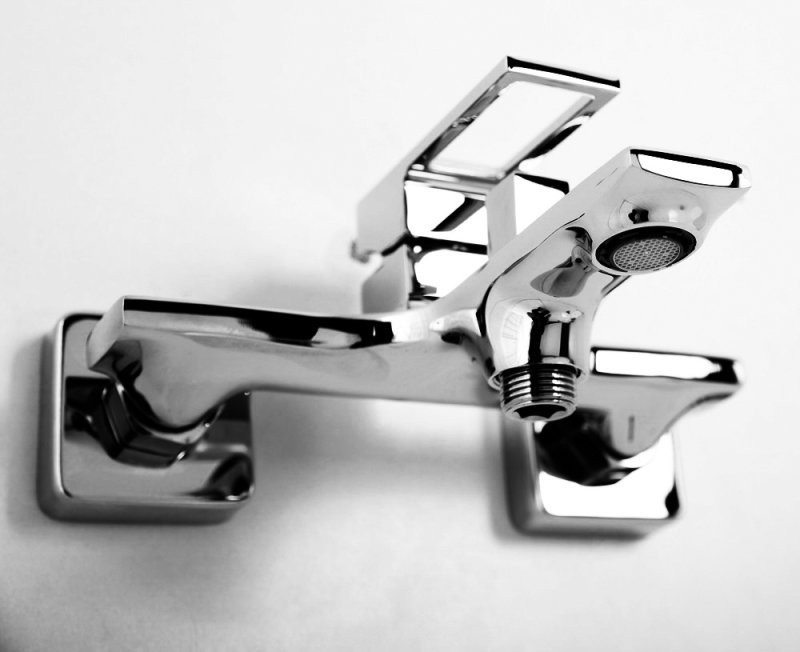 Смеситель для ванны с душем BelBagno Luce LUC-VASM-CRM хром