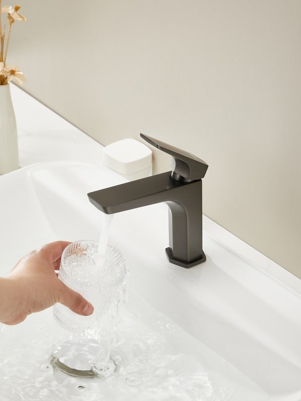 Смеситель для раковины Haiba HB10726-3 оружейная сталь