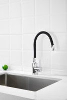 Смеситель для кухни BELZ B809 B73809-7 с гибким изливом, хром