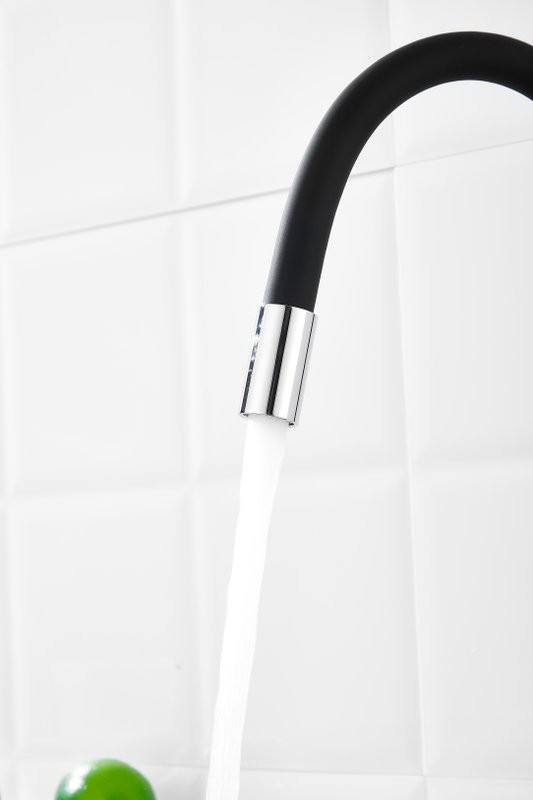 Смеситель для кухни BELZ B809 B73809-7 с гибким изливом, хром