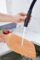 Смеситель для кухни Paulmark Halt Ha214021-AN с гибким изливом, антрацит Смеситель для кухни Paulmark Halt Ha214021-AN с гибким изливом, антрацит