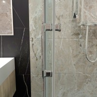 Душевой уголок Triton 80x80 см, без поддона, профиль хром, стекло прозрачное