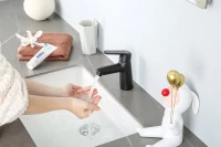 Смеситель для раковины Frap H17 F1017-6 черный Смеситель для раковины Frap H17 F1017-6 черный