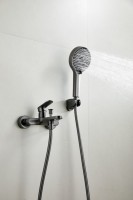 Смеситель для ванны с душем BELZ B713 B61713-3 оружейная сталь Смеситель для ванны с душем BELZ B713 B61713-3 оружейная сталь