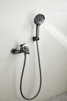 Смеситель для ванны с душем BELZ B713 B61713-3 оружейная сталь Смеситель для ванны с душем BELZ B713 B61713-3 оружейная сталь