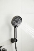 Смеситель для ванны с душем BELZ B713 B61713-3 оружейная сталь Смеситель для ванны с душем BELZ B713 B61713-3 оружейная сталь