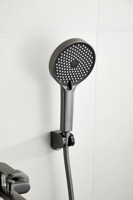 Смеситель для ванны с душем BELZ B713 B61713-3 оружейная сталь