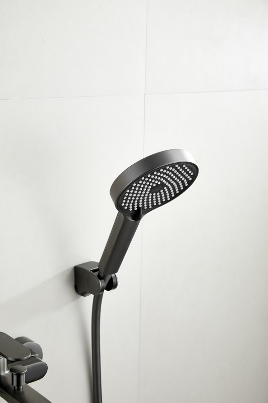 Смеситель для ванны с душем BELZ B713 B61713-3 оружейная сталь