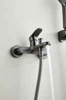 Смеситель для ванны с душем BELZ B713 B61713-3 оружейная сталь Смеситель для ванны с душем BELZ B713 B61713-3 оружейная сталь