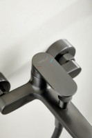 Смеситель для ванны с душем BELZ B713 B61713-3 оружейная сталь Смеситель для ванны с душем BELZ B713 B61713-3 оружейная сталь