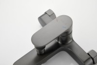 Смеситель для ванны с душем BELZ B713 B61713-3 оружейная сталь Смеситель для ванны с душем BELZ B713 B61713-3 оружейная сталь