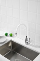 Смеситель для кухни BELZ B809 B73809-8 с гибким изливом, хром